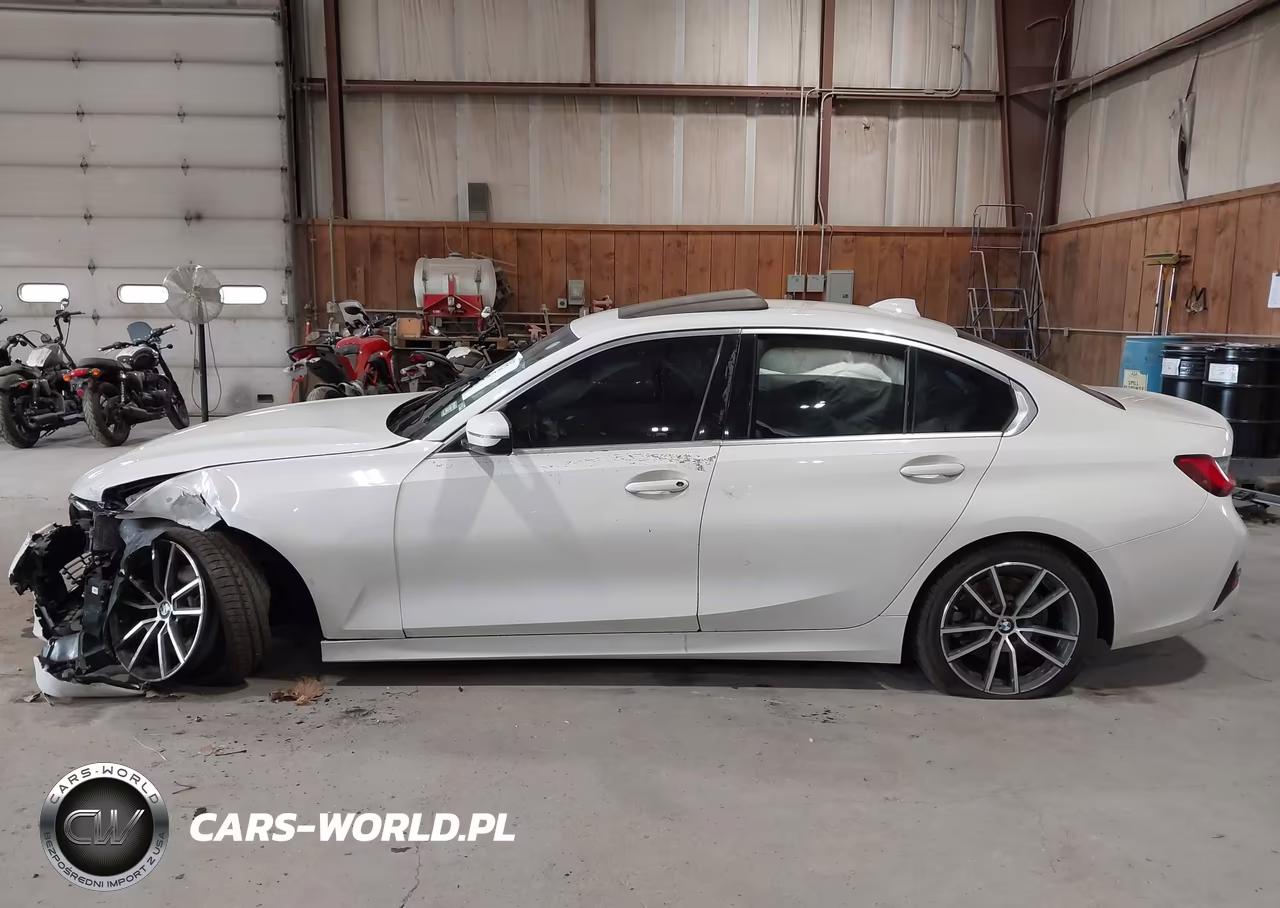 2020 BMW 330I xDrive VIN:3MW5R7J09L8B20731 - 13