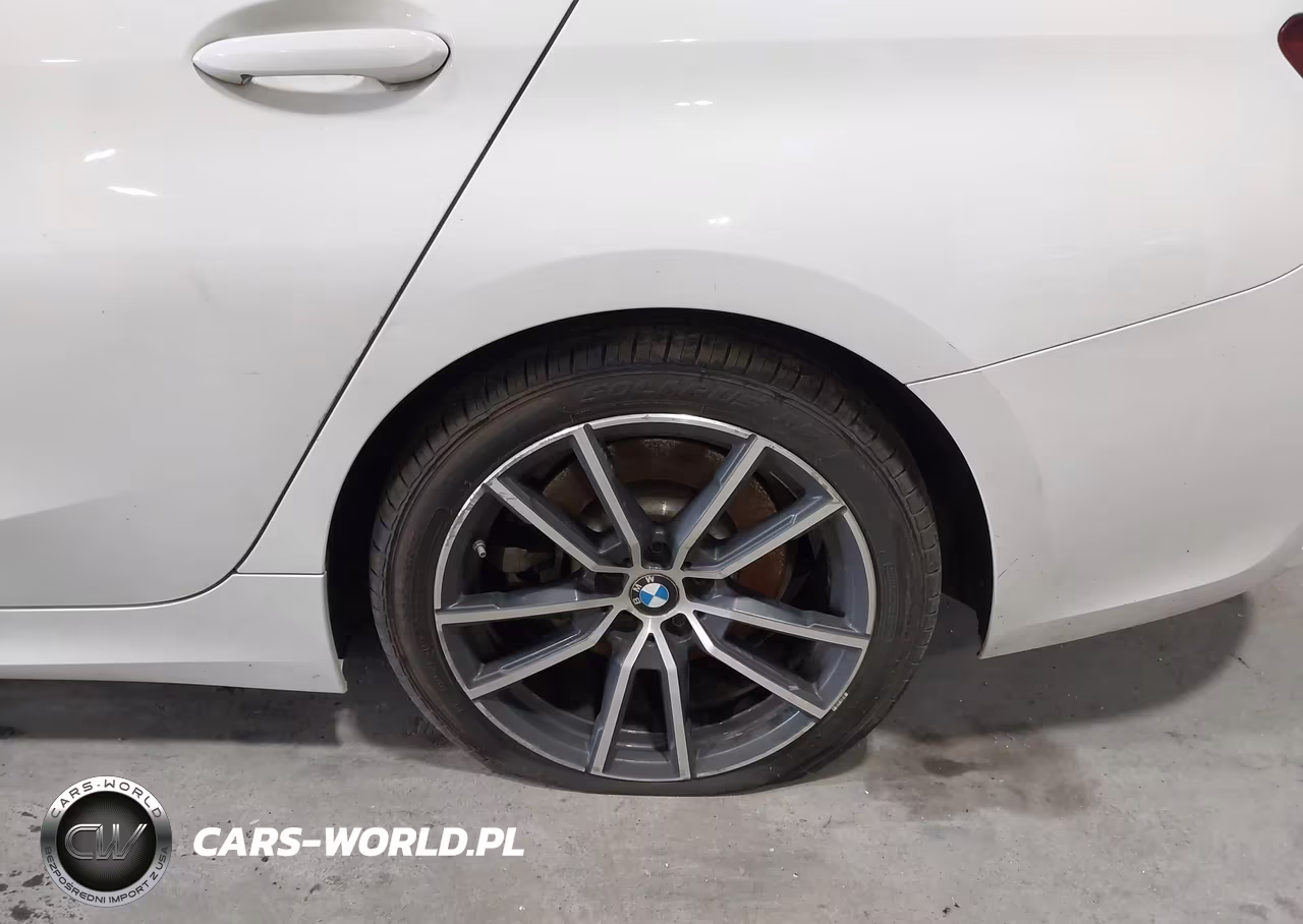 2020 BMW 330I xDrive VIN:3MW5R7J09L8B20731 - 18