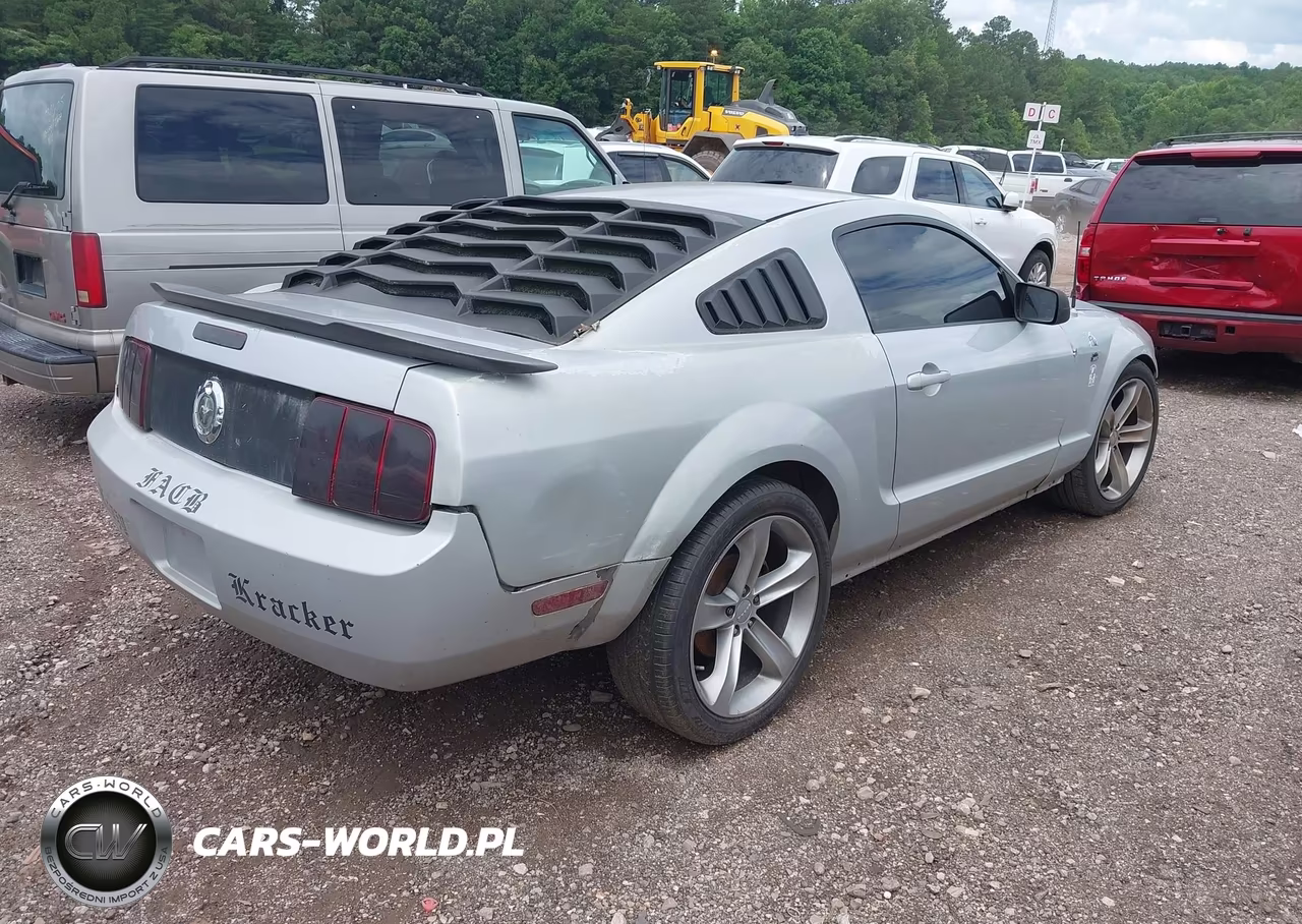 2007 Ford Mustang V6 Deluxe-V6 Premium VIN:1ZVFT80N275367536 - 4