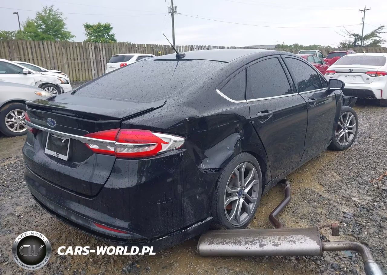 2017 Ford Fusion S VIN:3FA6P0G76HR288956 - 4