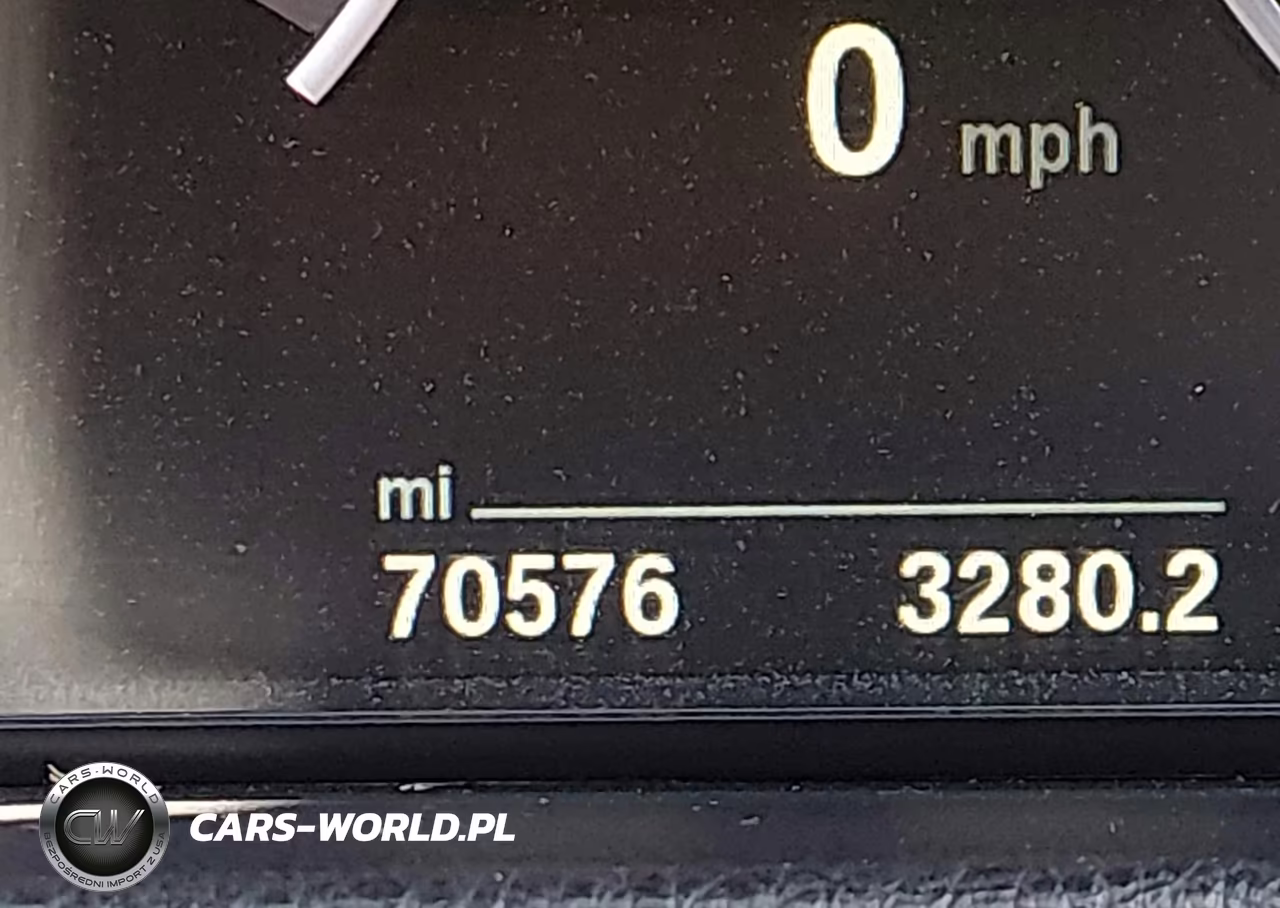 2018 BMW M4 VIN:WBS4Y9C54JAA85342 - 16