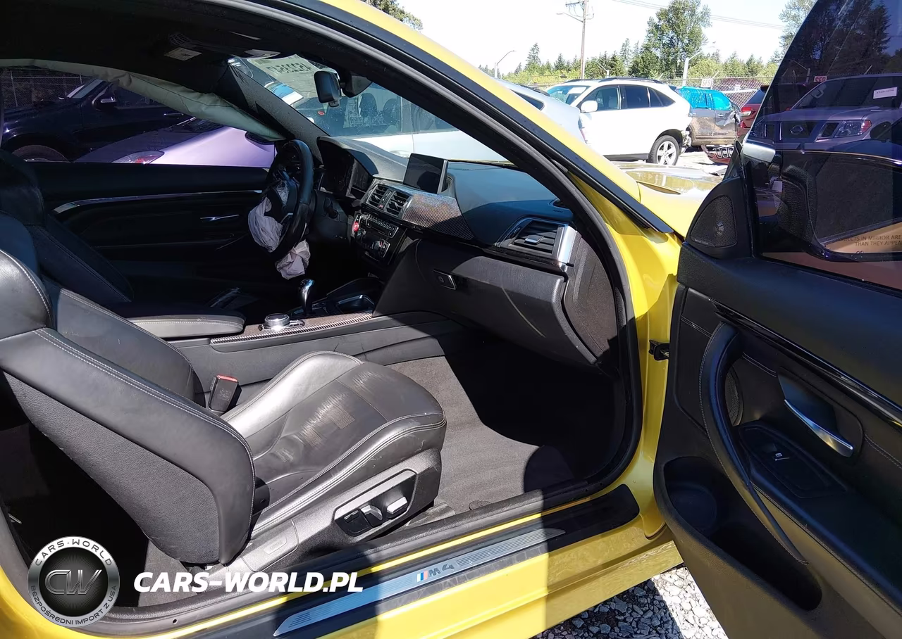 2018 BMW M4 VIN:WBS4Y9C54JAA85342 - 18