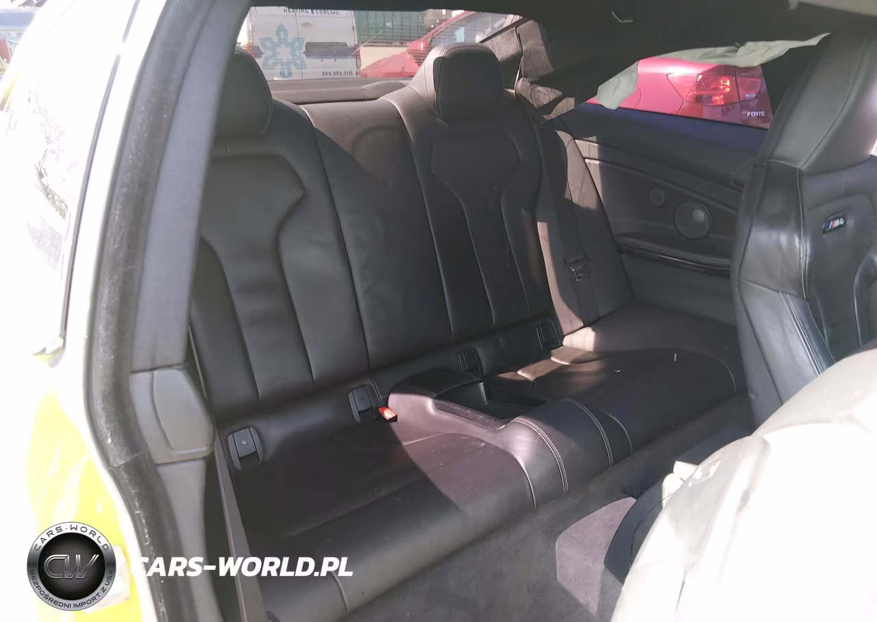 2018 BMW M4 VIN:WBS4Y9C54JAA85342 - 19