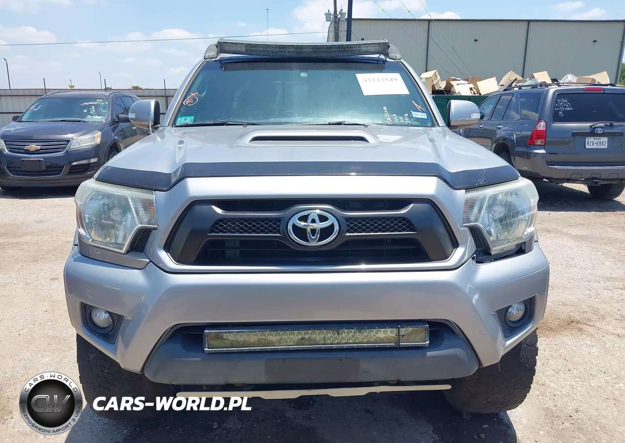 2015 Toyota Tacoma Base V6 VIN:3TMMU4FN3FM080108 - 12