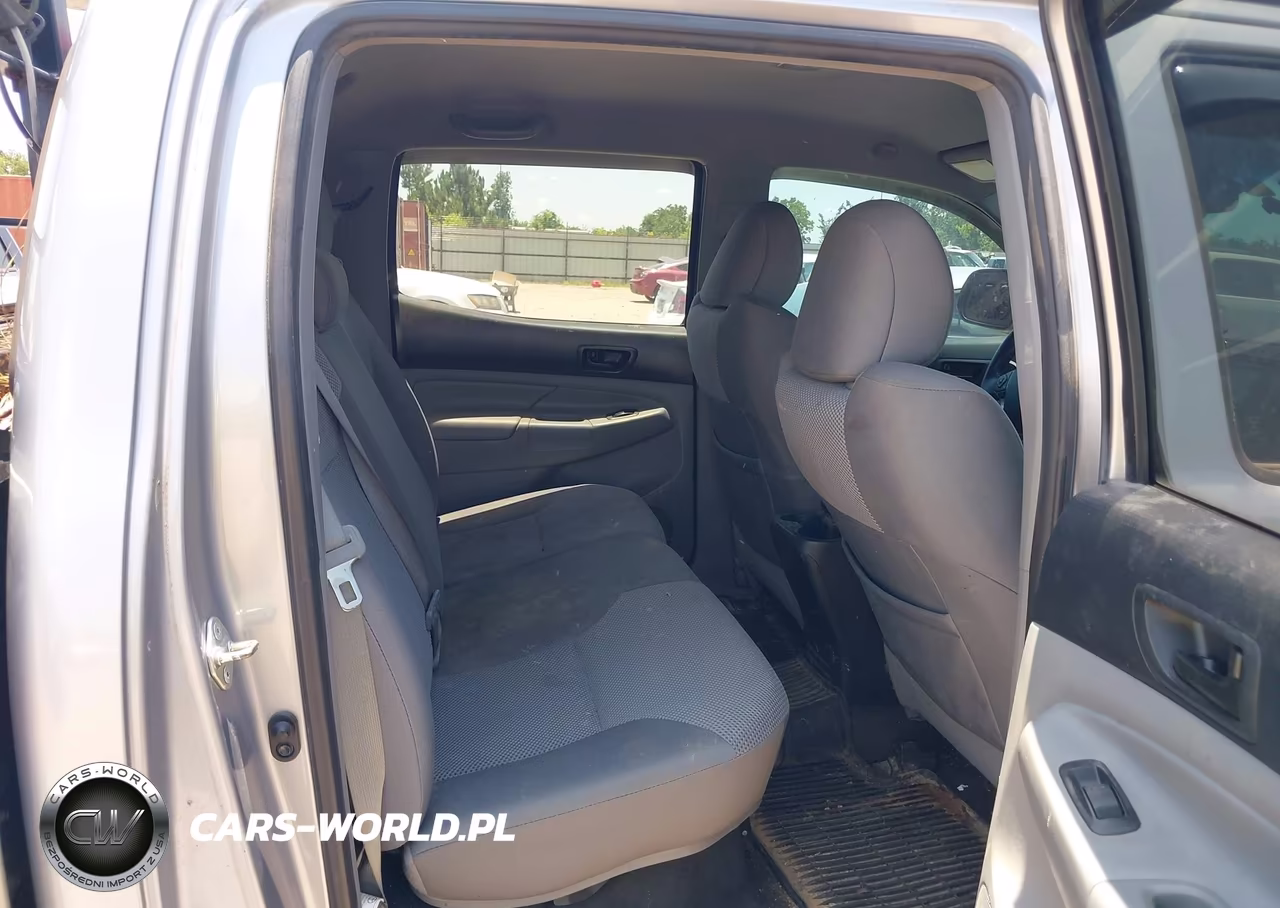 2015 Toyota Tacoma Base V6 VIN:3TMMU4FN3FM080108 - 8