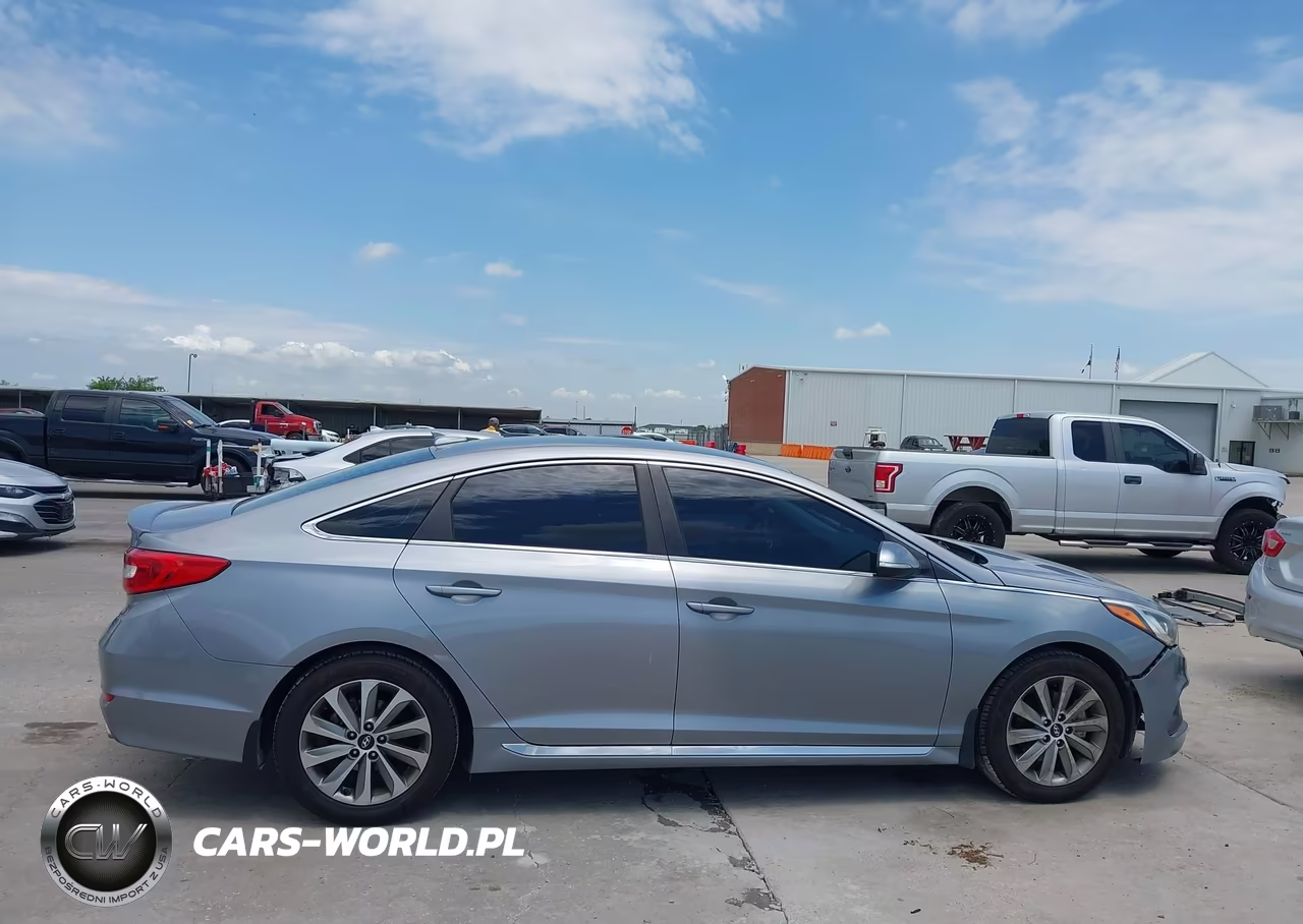 2016 Hyundai Sonata Sport VIN:5NPE34AF3GH319669 - 13
