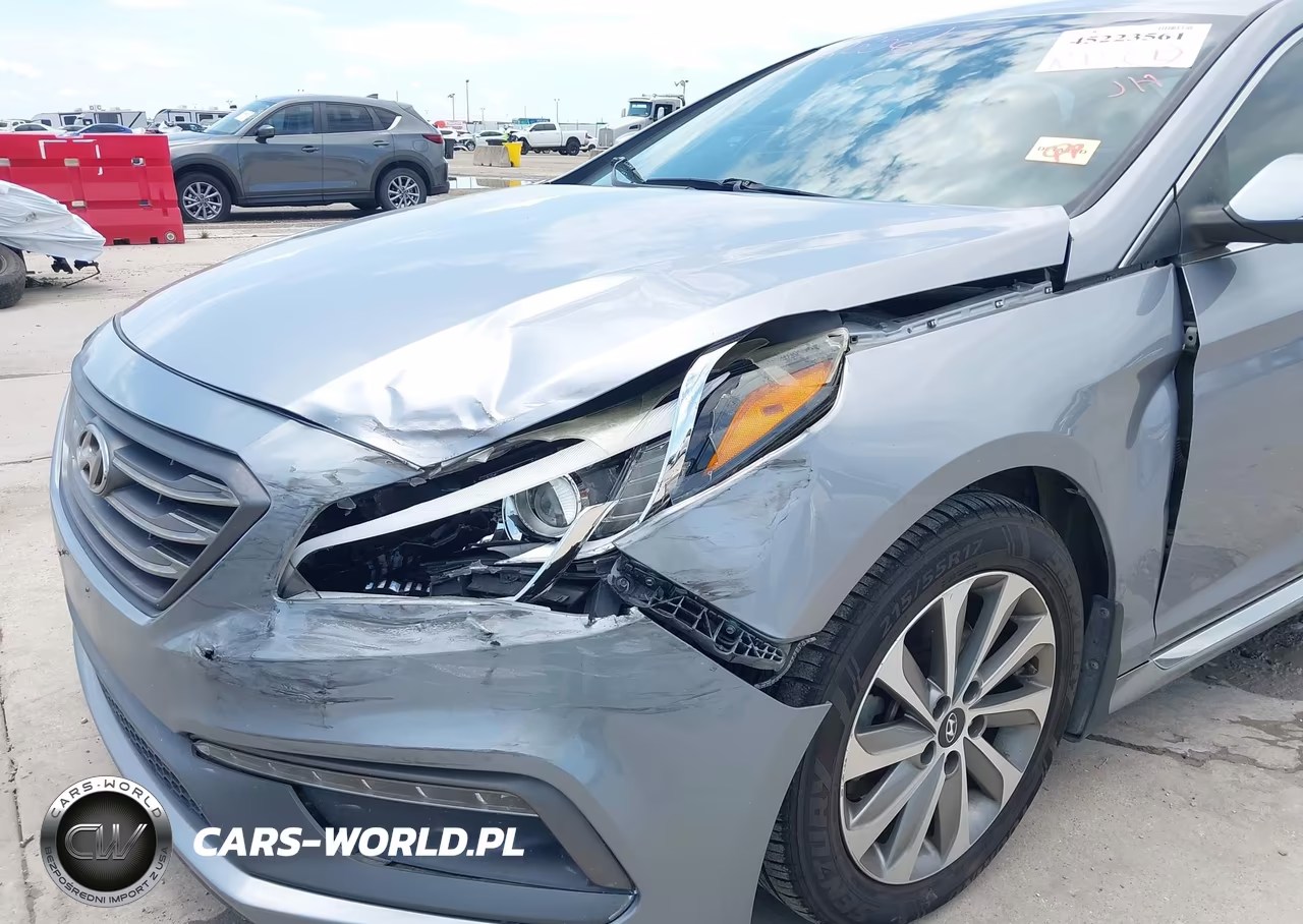 2016 Hyundai Sonata Sport VIN:5NPE34AF3GH319669 - 6