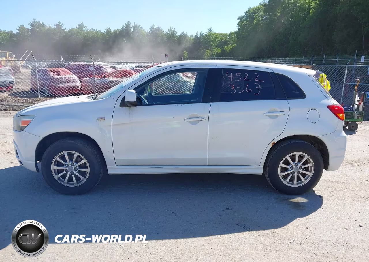 2011 Mitsubishi Outlander Sport Es VIN:JA4AP3AUXBZ014869 - 12