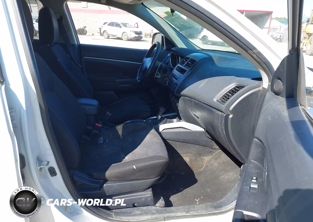 2011 Mitsubishi Outlander Sport Es VIN:JA4AP3AUXBZ014869 - 5