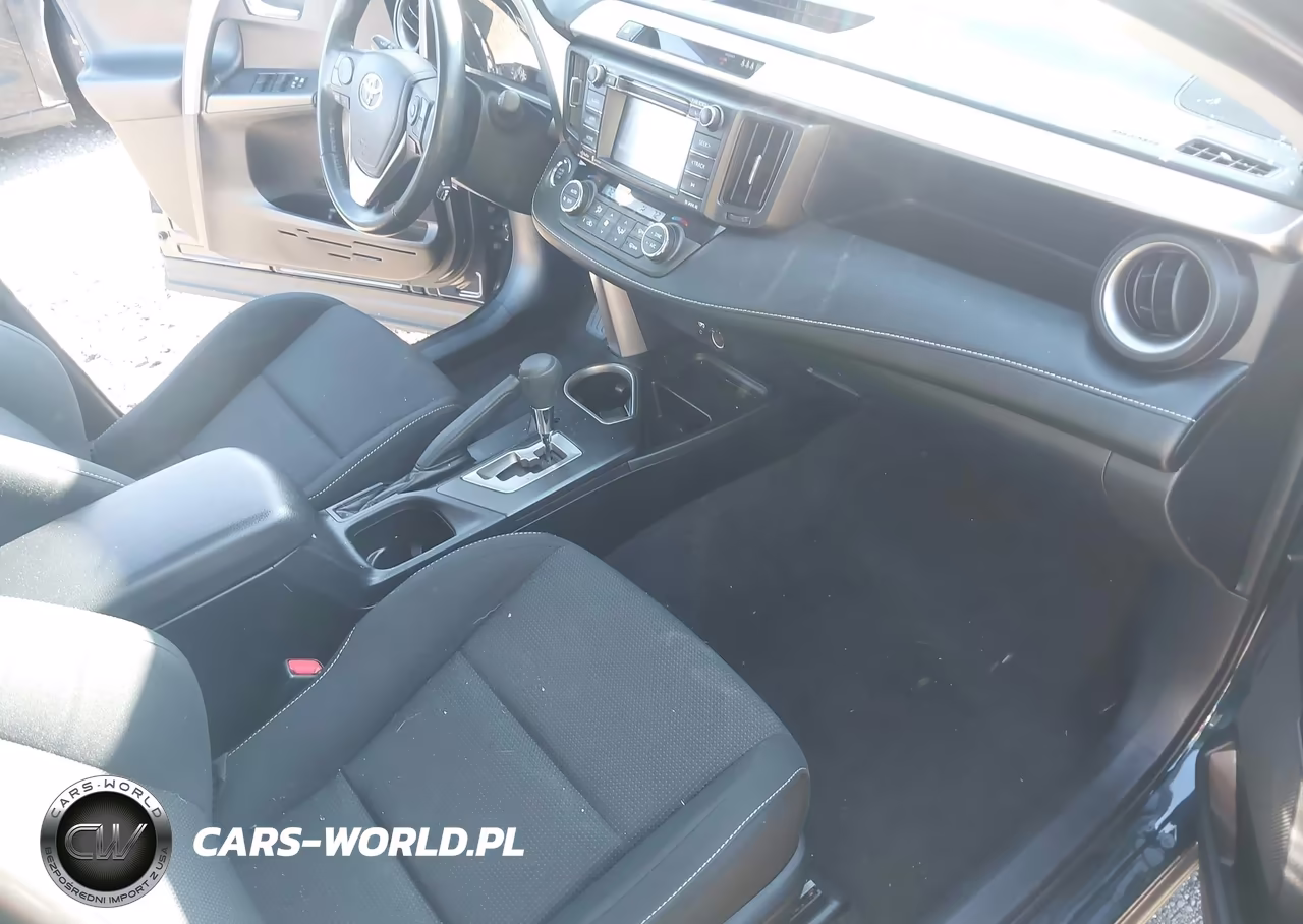 2017 Toyota Rav4 Xle VIN:JTMRFREV3HD220493 - 5