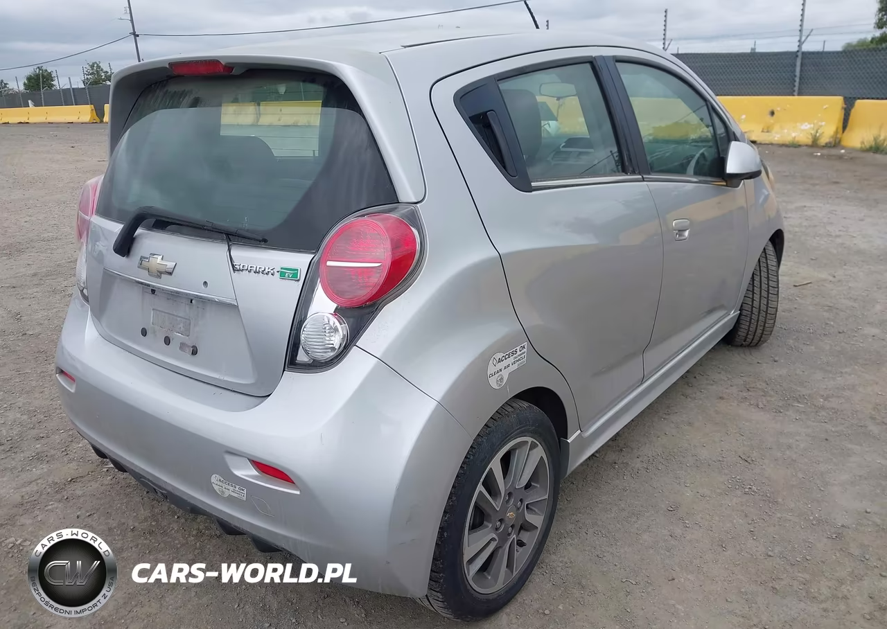 2015 Chevrolet Spark Ev 2Lt VIN:KL8CL6S06FC816201 - 4