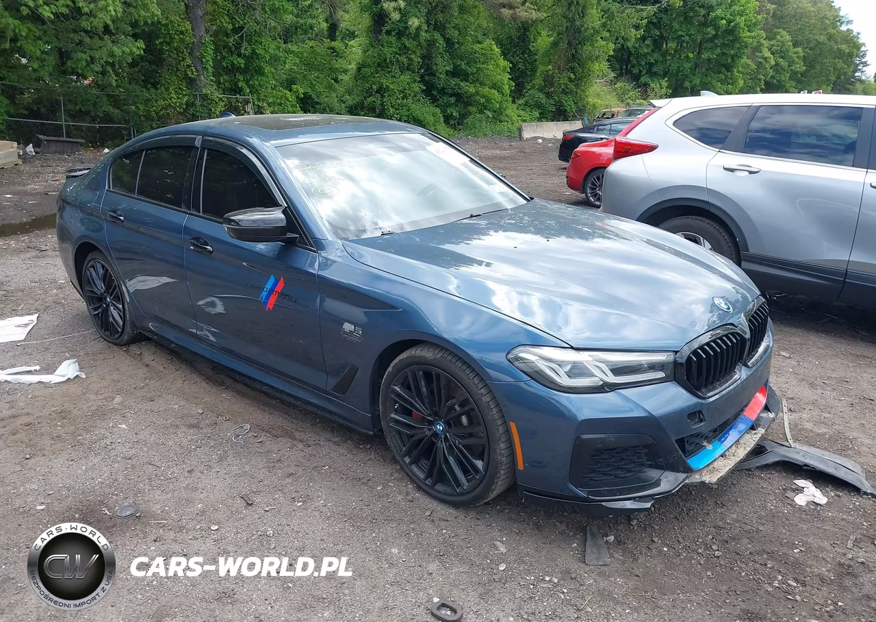 2023 BMW 530E – zdjęcie 1 z 16
