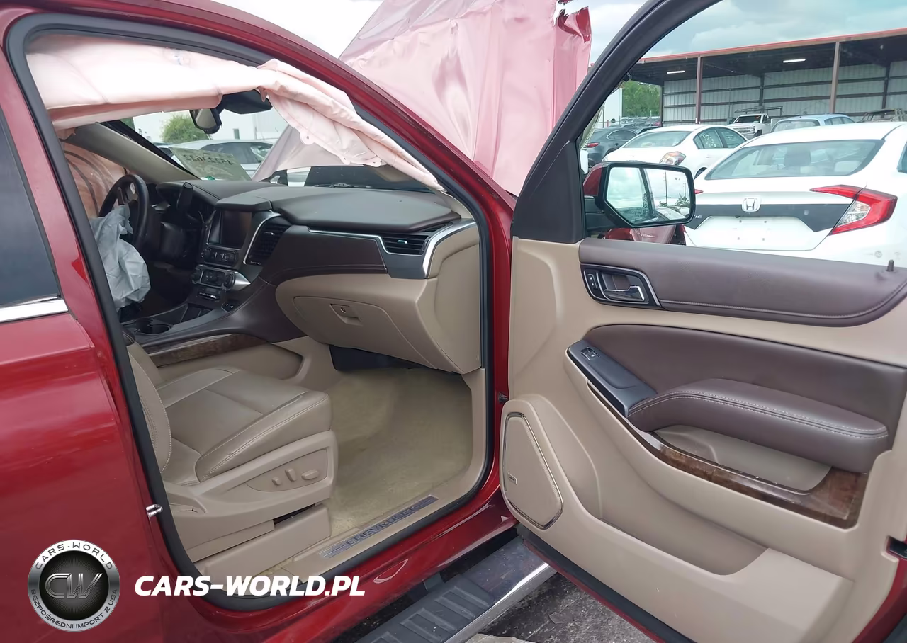 2016 Chevrolet Suburban Lt VIN:1GNSCHKCXGR380614 - 5