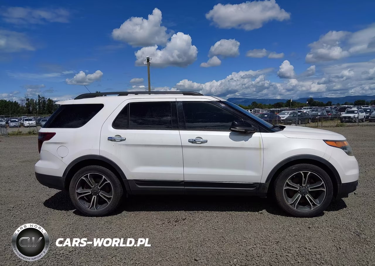 2014 Ford Explorer Sport VIN:1FM5K8GTXEGB18579 - 13