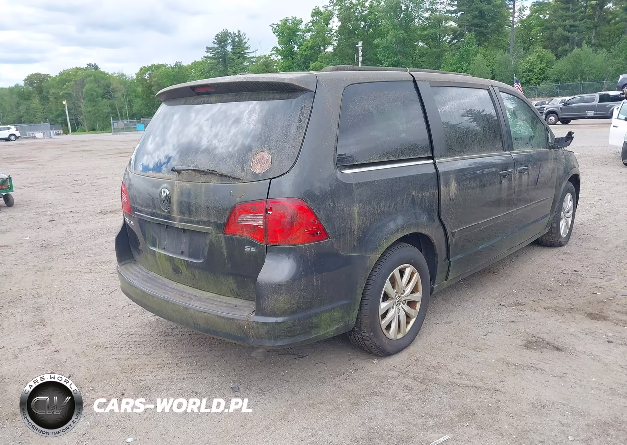 2012 Volkswagen Routan Se VIN:2C4RVABG8CR391756 - 4