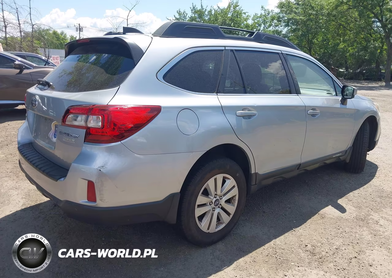 2016 Subaru Outback 2.5I Premium VIN:4S4BSACC4G3298393 - 4