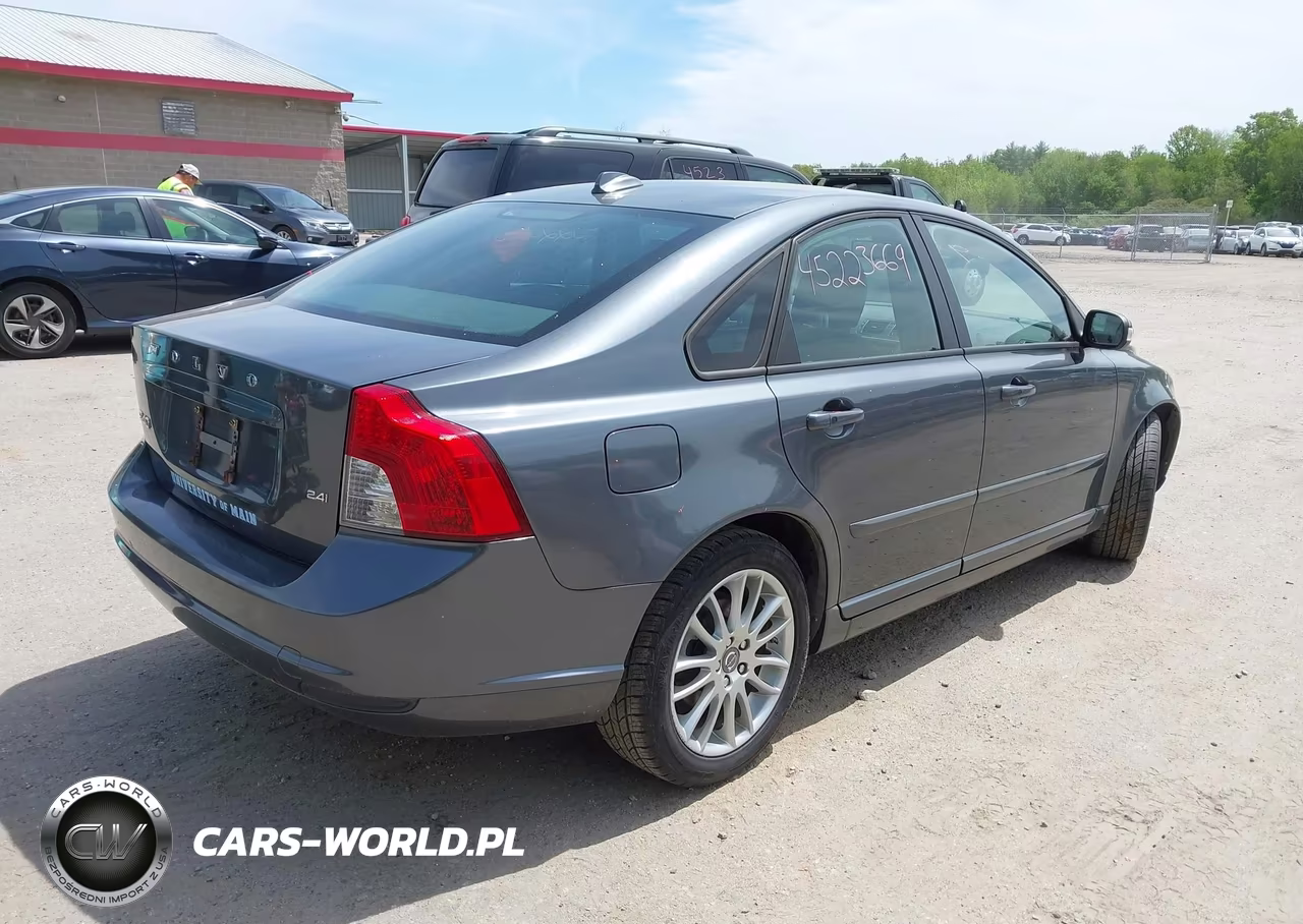 2010 Volvo S40 2.4I VIN:YV1390MS7A2490337 - 4