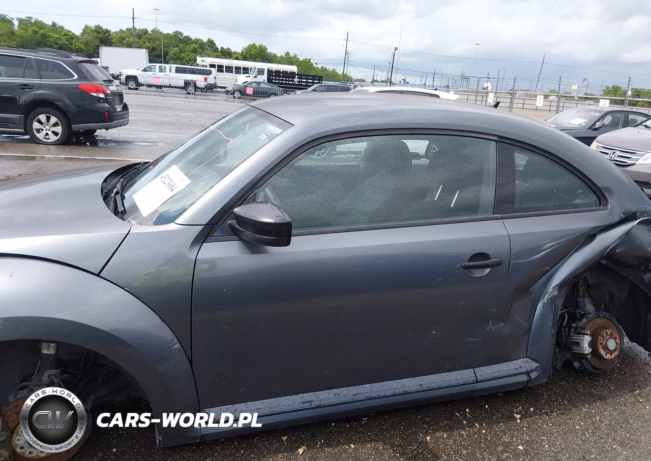 2014 Volkswagen Beetle 2.5L Entry VIN:3VWFP7AT8EM625206 - 14