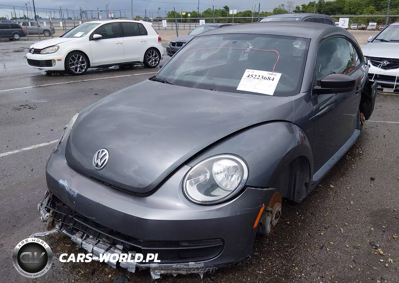 2014 Volkswagen Beetle 2.5L Entry VIN:3VWFP7AT8EM625206 - 2