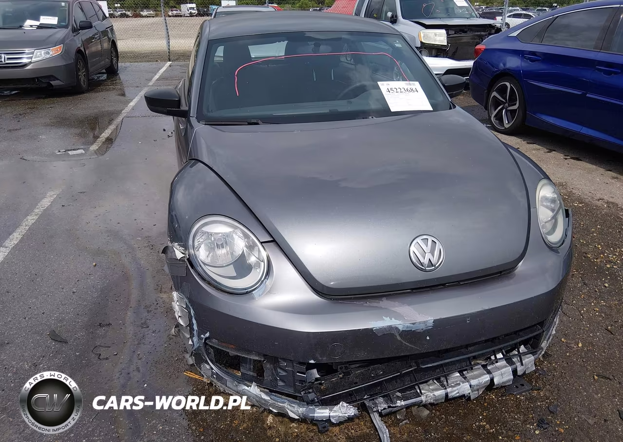 2014 Volkswagen Beetle 2.5L Entry VIN:3VWFP7AT8EM625206 - 6