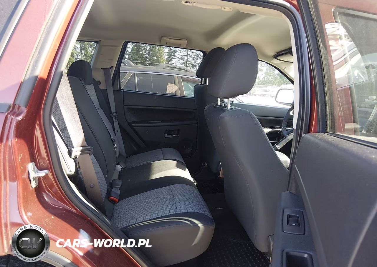 2009 Jeep Grand Cherokee Laredo VIN:1J8GR48K09C502190 - 8