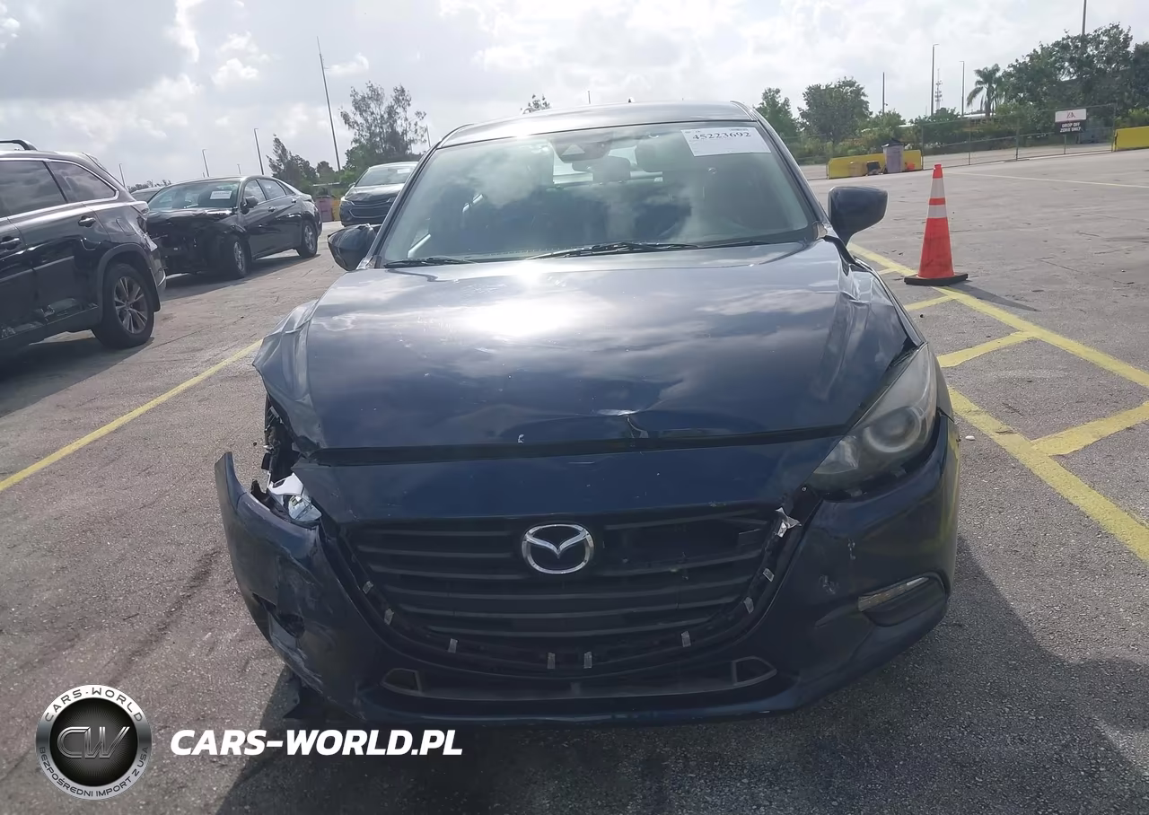2018 Mazda Mazda3 Sport VIN:3MZBN1U76JM169247 - 12