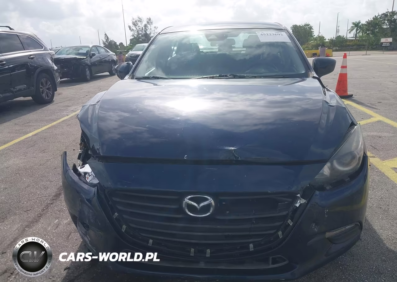 2018 Mazda Mazda3 Sport VIN:3MZBN1U76JM169247 - 17