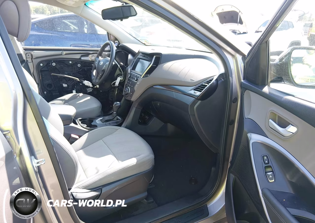 2017 Hyundai Santa Fe Sport 2.4L VIN:5NMZUDLB1HH002996 - 5