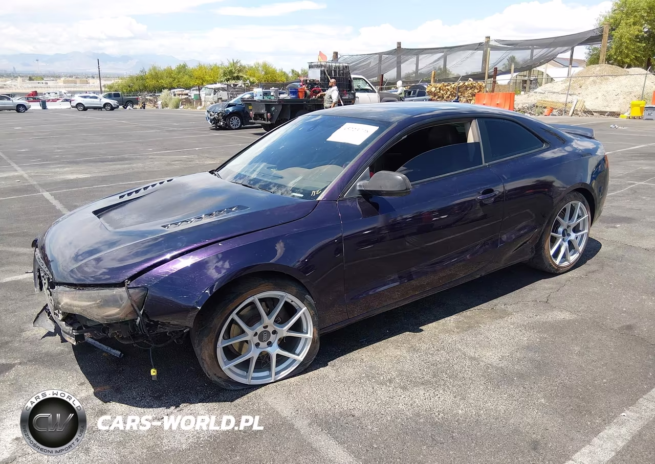 2013 Audi A5 2.0T Premium VIN:WAULFAFRXDA037593 - 2