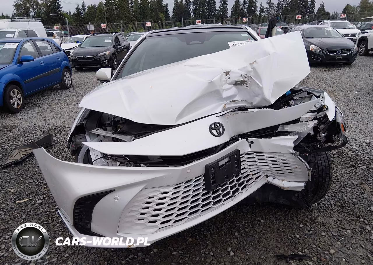 2025 Toyota Camry Xse VIN:4T1DBADK2SU501749 - 13