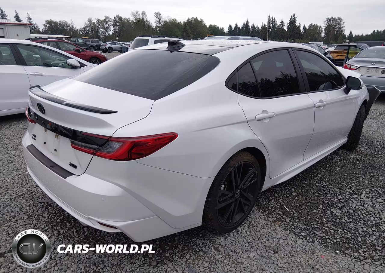 2025 Toyota Camry Xse VIN:4T1DBADK2SU501749 - 4
