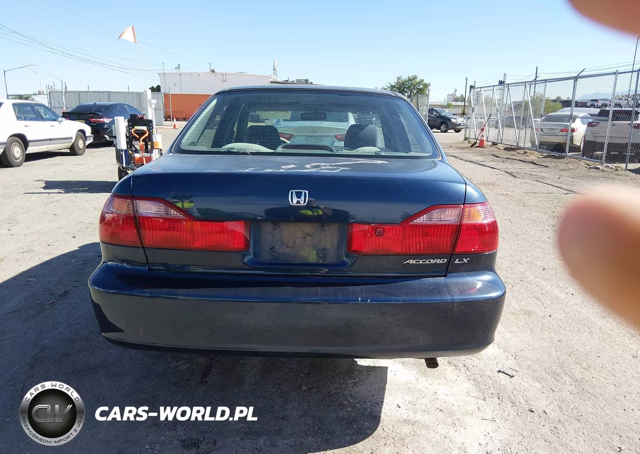 2000 Honda Accord VIN:JHMCG5646YC038485 - 16