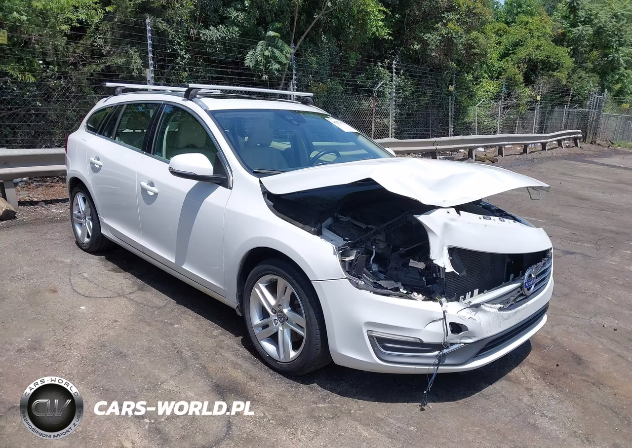 2015 Volvo V60 T5 Premier – zdjęcie 1 z 16