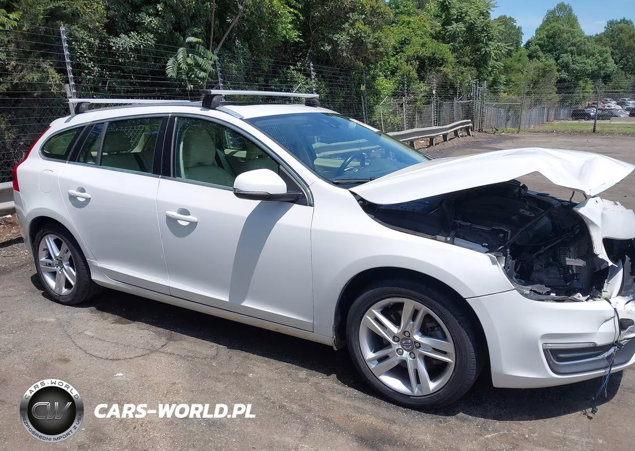 2015 Volvo V60 T5 Premier VIN:YV140MEK6F1233431 - 13