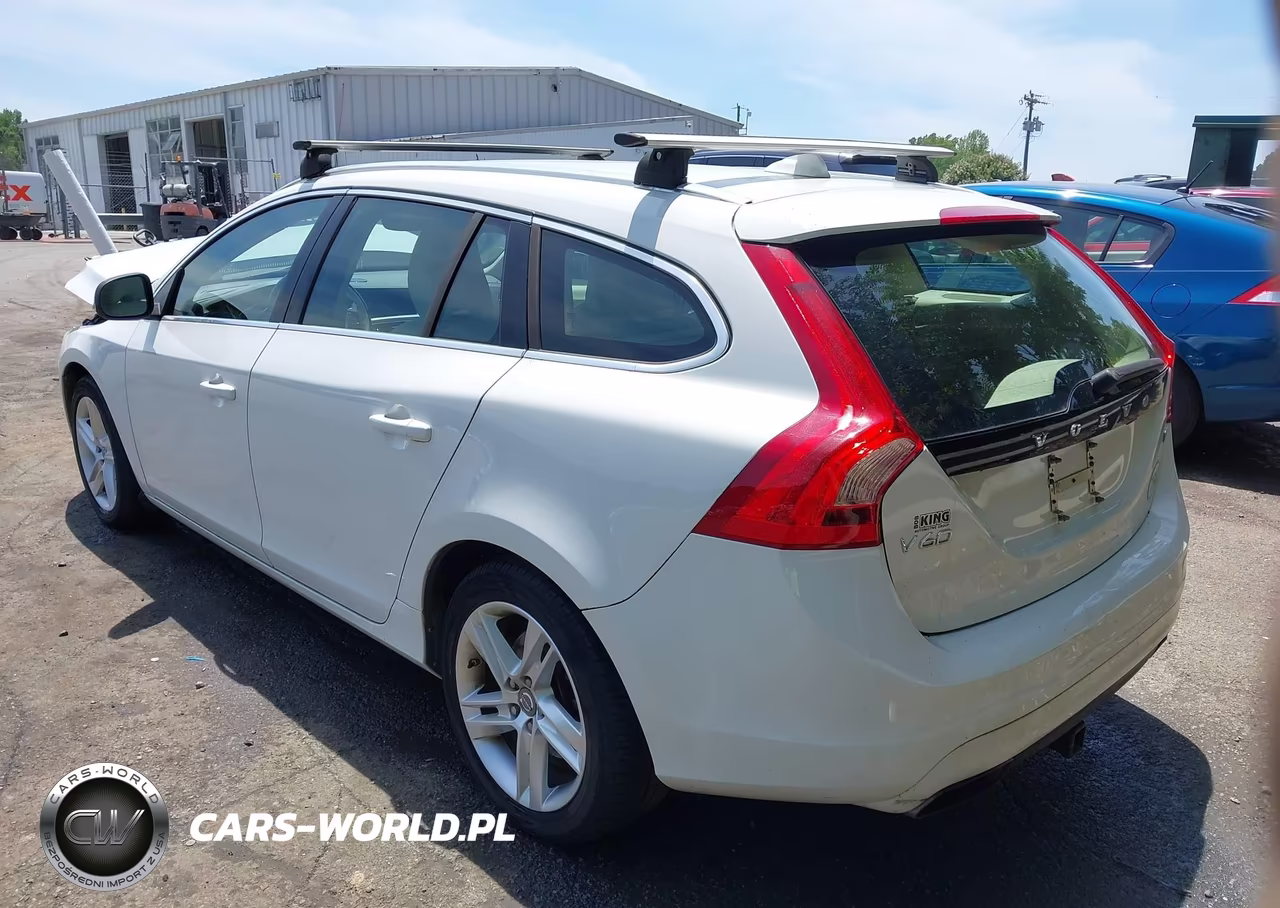 2015 Volvo V60 T5 Premier VIN:YV140MEK6F1233431 - 3