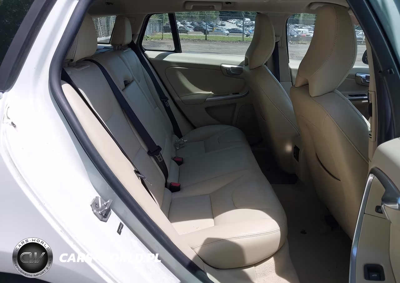 2015 Volvo V60 T5 Premier VIN:YV140MEK6F1233431 - 8
