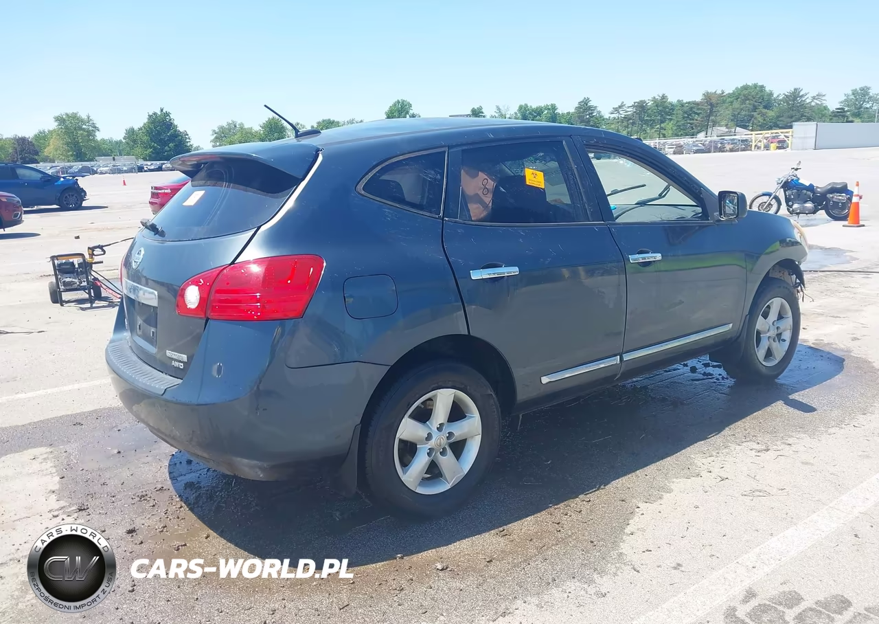 2013 Nissan Rogue S VIN:JN8AS5MV9DW129279 - 4