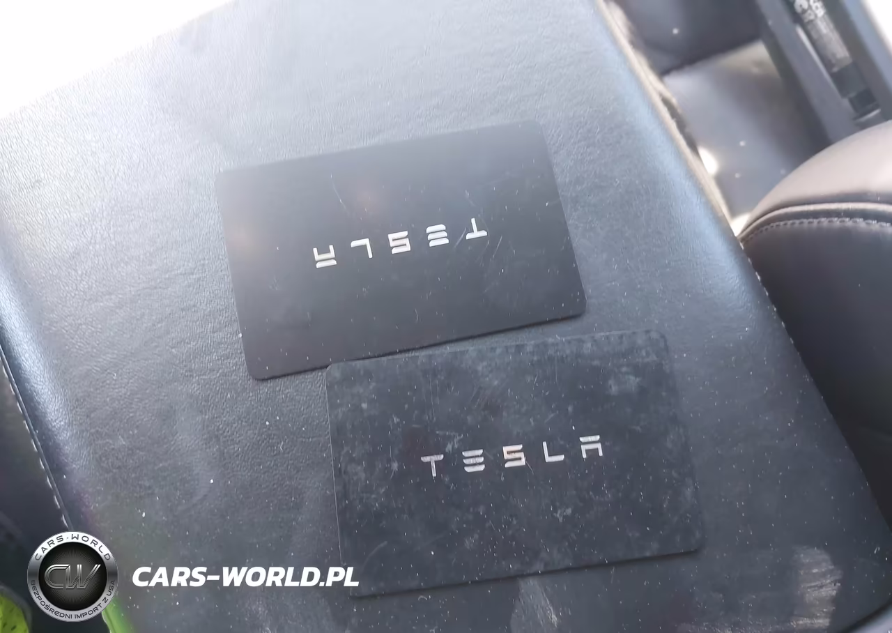 2018 Tesla Model 3 Long Range-Mid Range VIN:5YJ3E1EA8JF031117 - 10