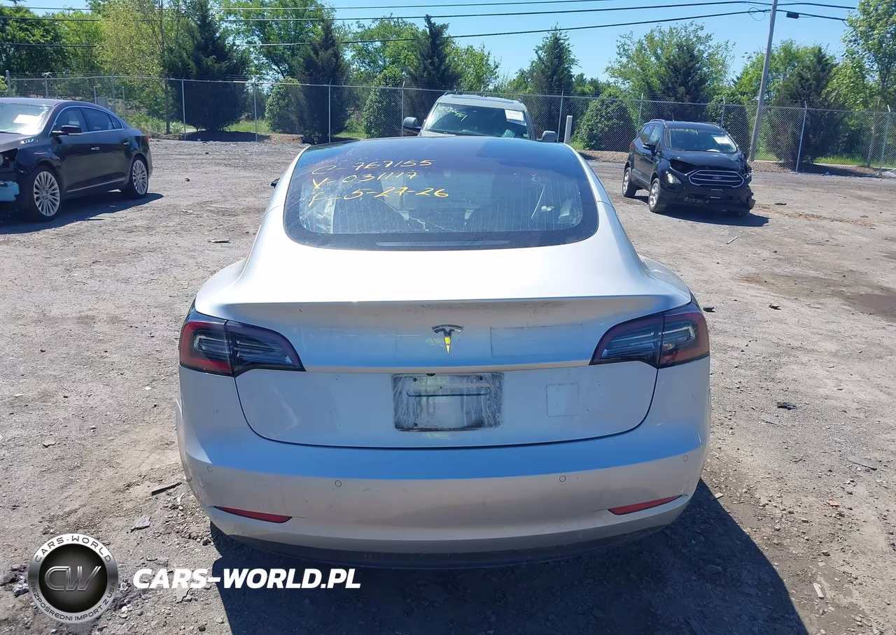 2018 Tesla Model 3 Long Range-Mid Range VIN:5YJ3E1EA8JF031117 - 15