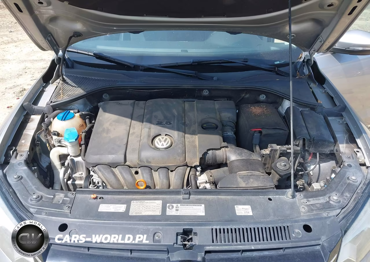 2012 Volkswagen Passat 2.5L Se VIN:1VWBP7A33CC015890 - 10
