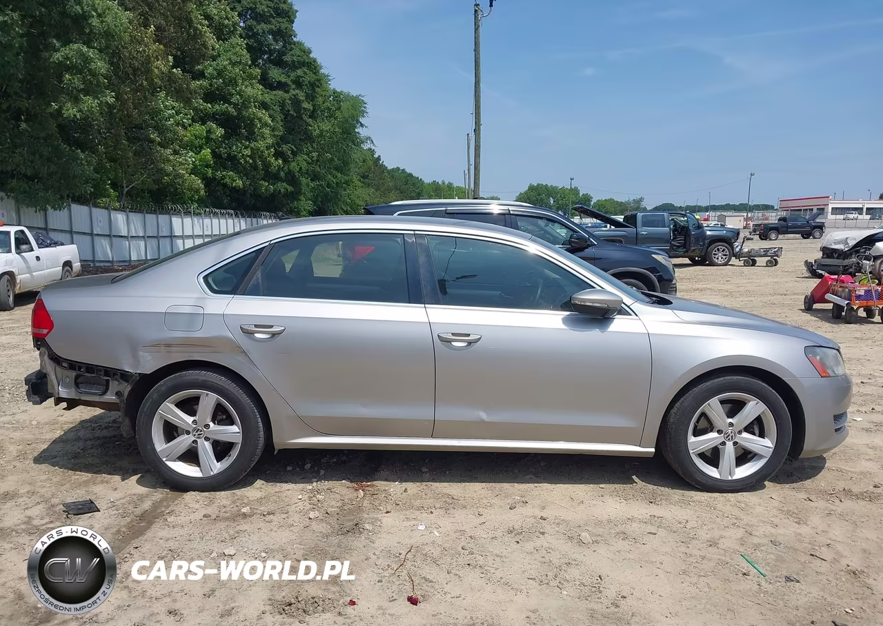 2012 Volkswagen Passat 2.5L Se VIN:1VWBP7A33CC015890 - 13