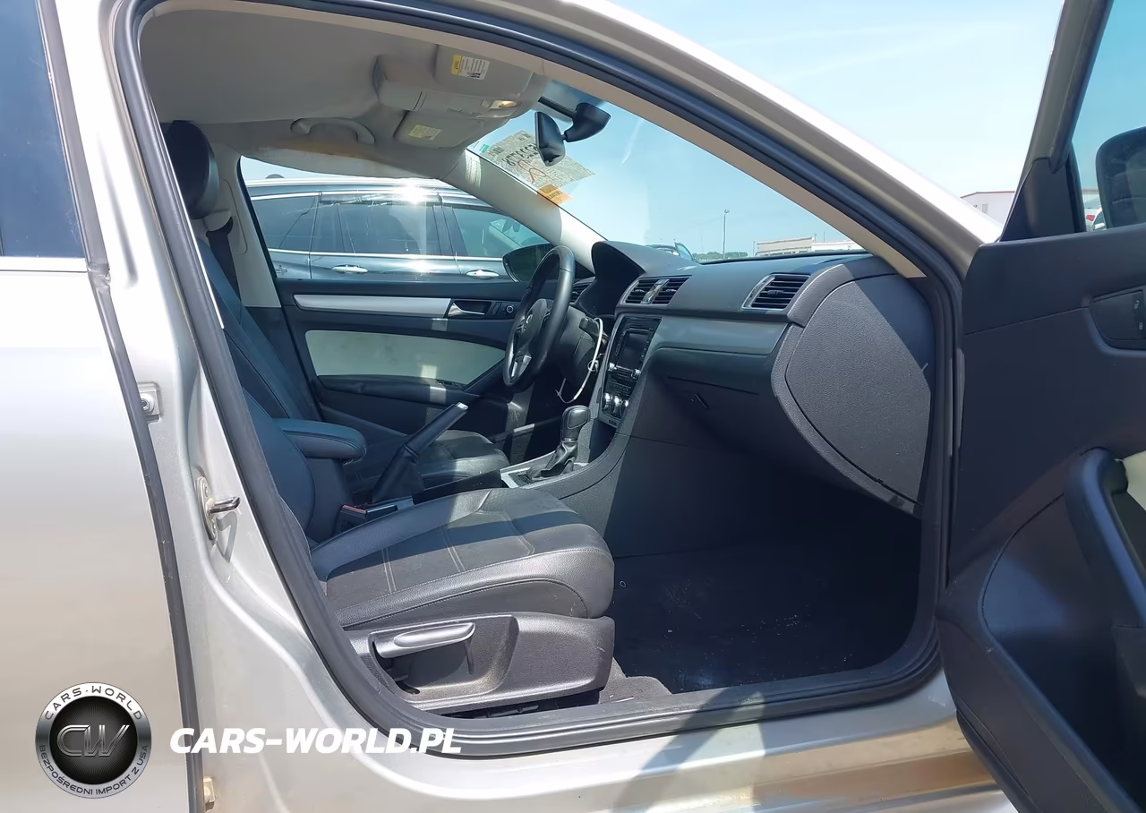 2012 Volkswagen Passat 2.5L Se VIN:1VWBP7A33CC015890 - 5