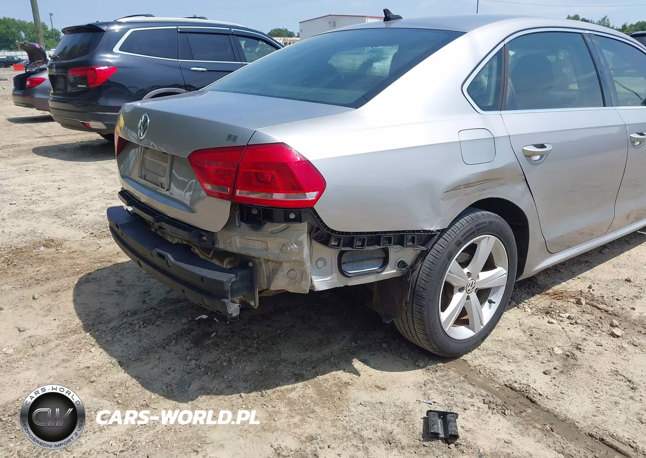 2012 Volkswagen Passat 2.5L Se VIN:1VWBP7A33CC015890 - 6