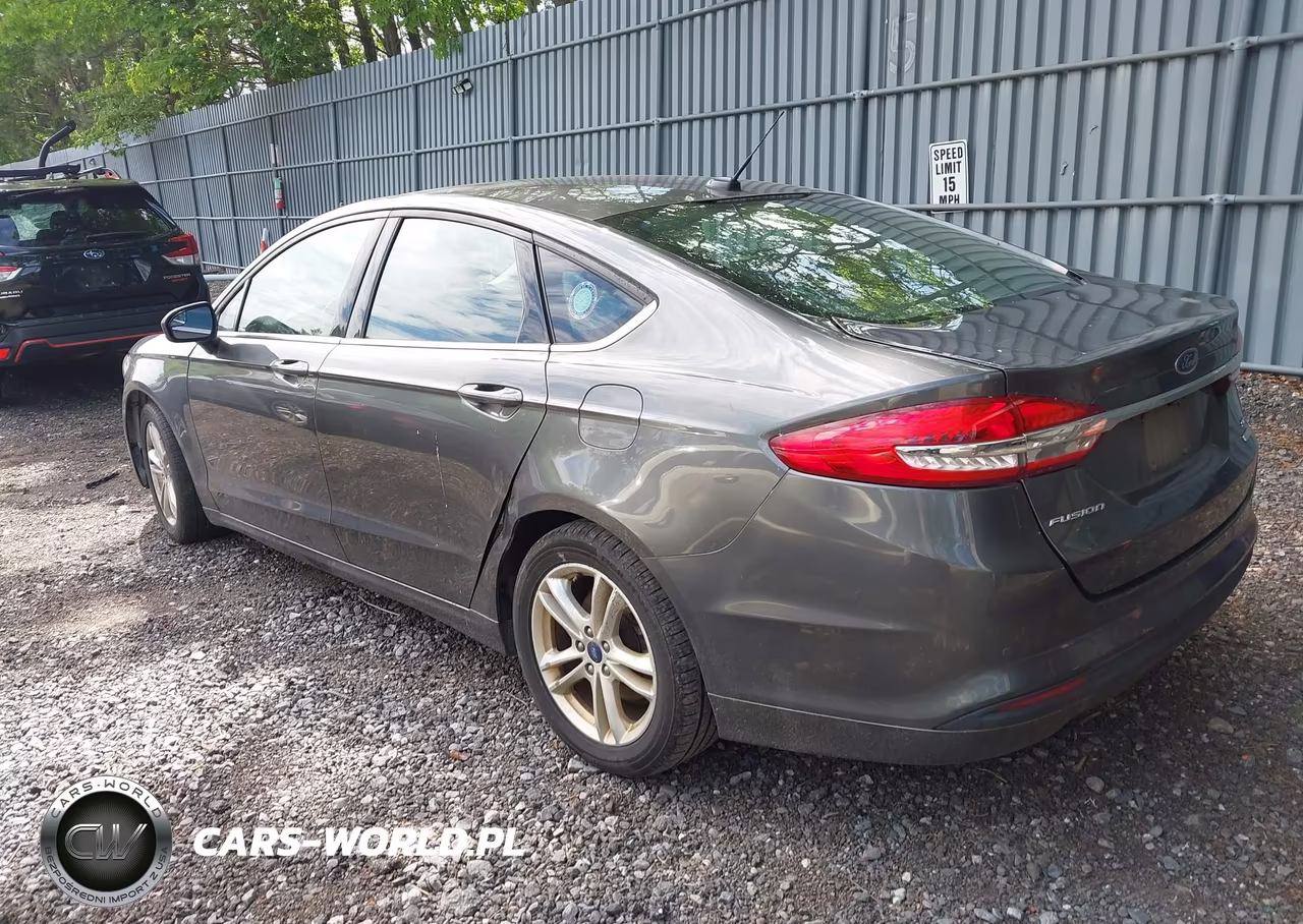 2018 Ford Fusion Se VIN:3FA6P0HD3JR199694 - 3