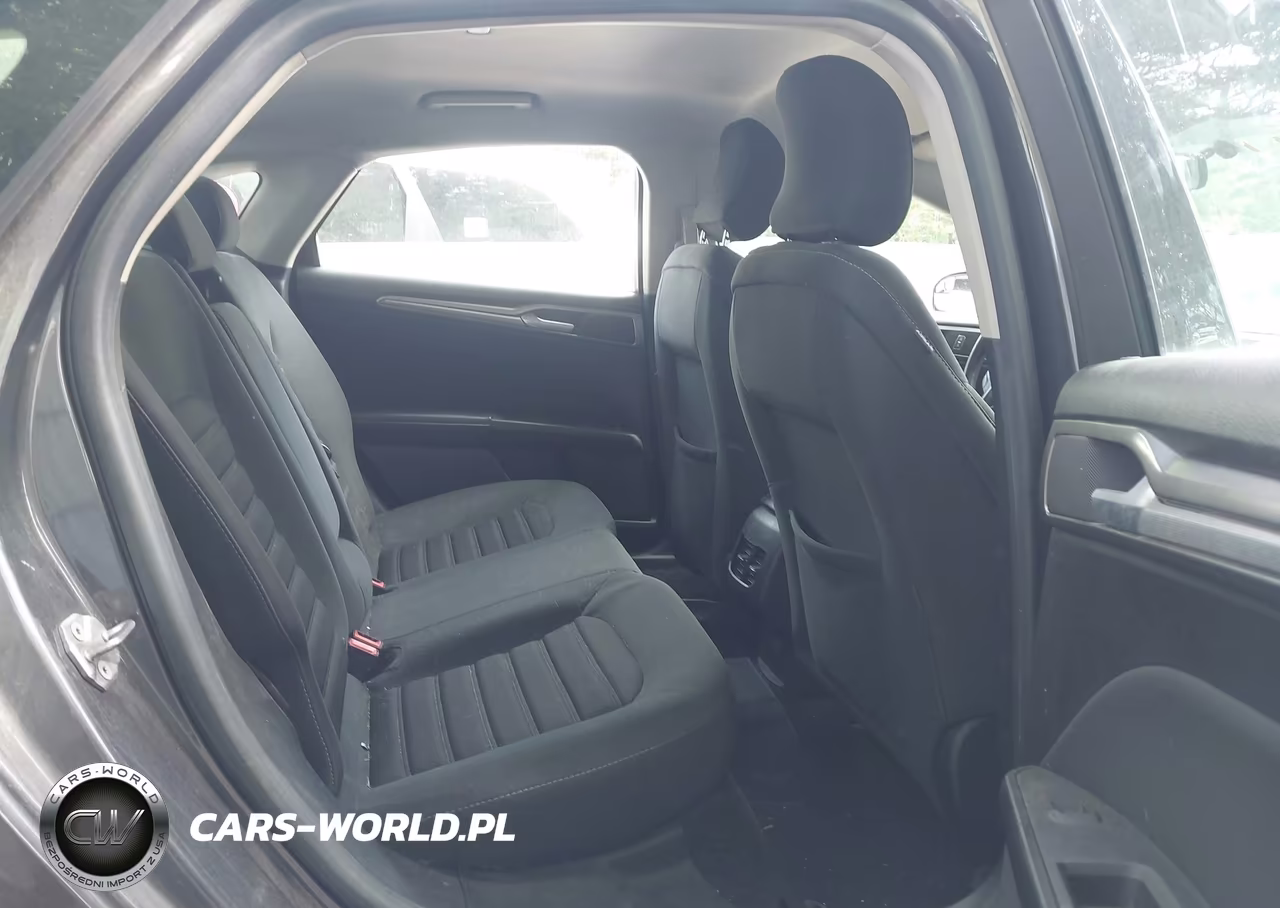 2018 Ford Fusion Se VIN:3FA6P0HD3JR199694 - 8