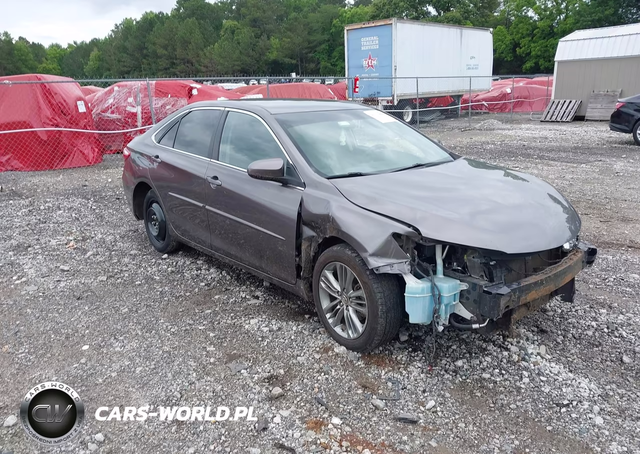 2015 Toyota Camry Se – zdjęcie 1 z 16