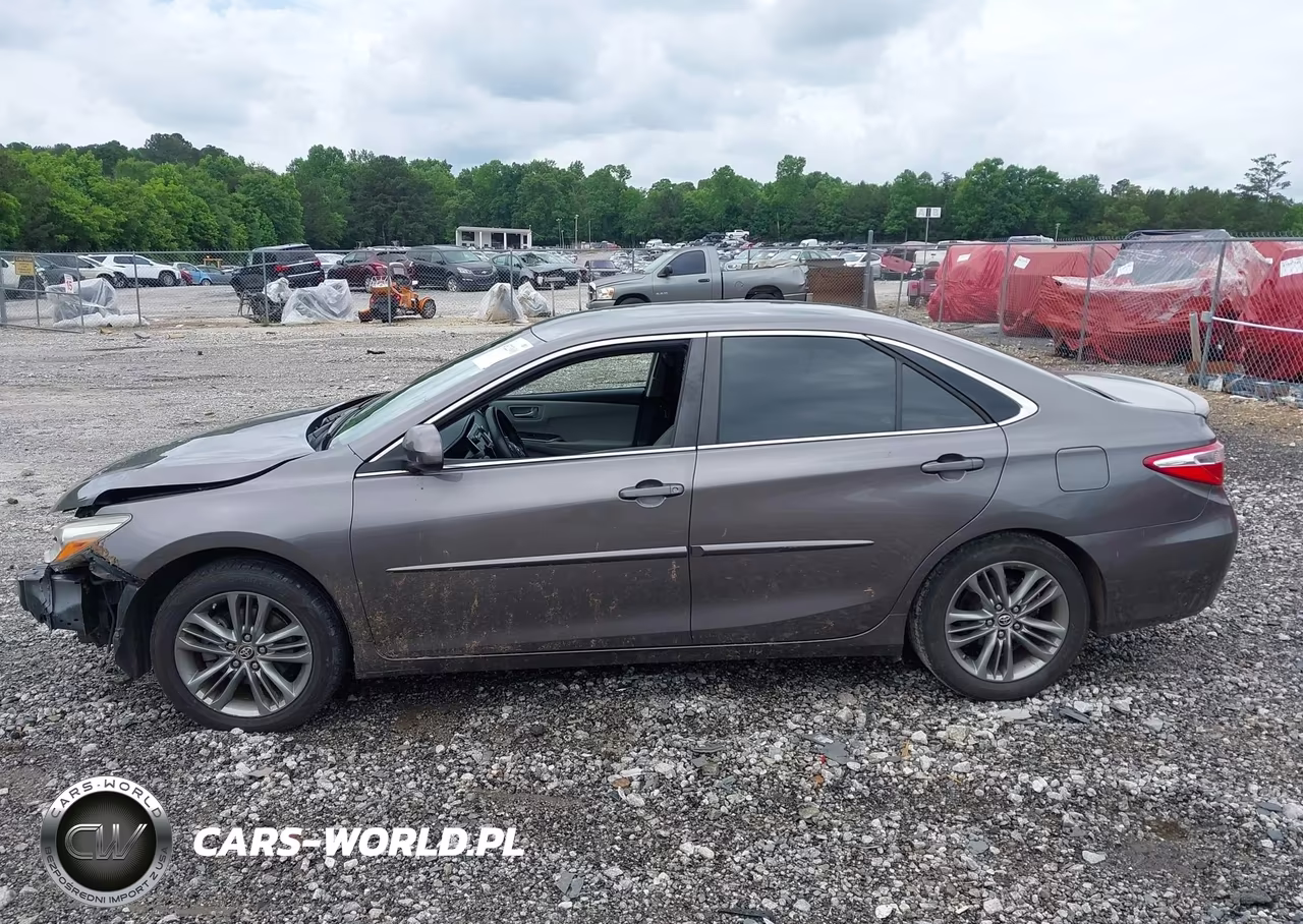 2015 Toyota Camry Se VIN:4T1BF1FK6FU013564 - 14