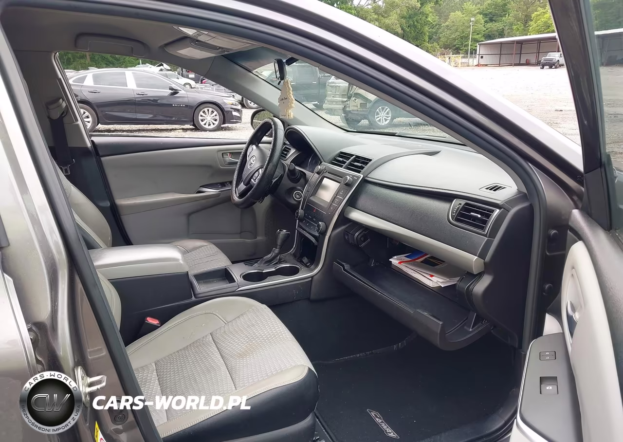 2015 Toyota Camry Se VIN:4T1BF1FK6FU013564 - 5