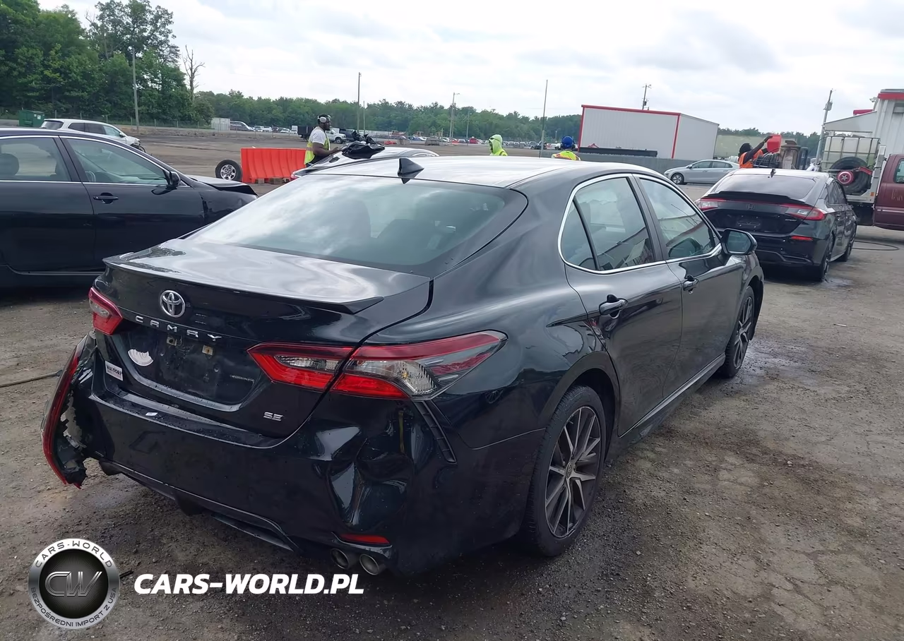 2021 Toyota Camry Se VIN:4T1G11AK8MU572638 - 4