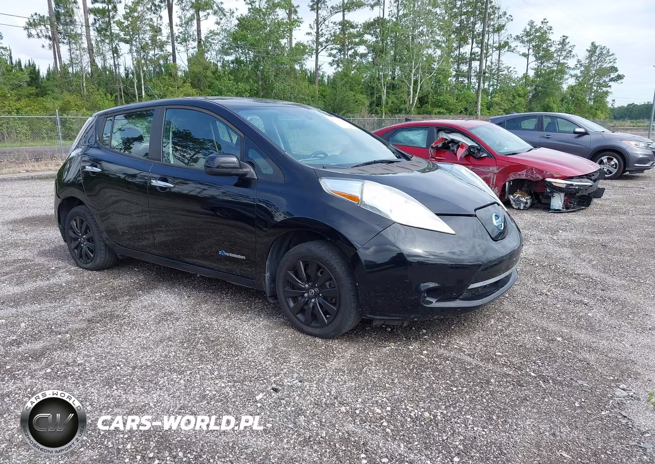NISSAN LEAF